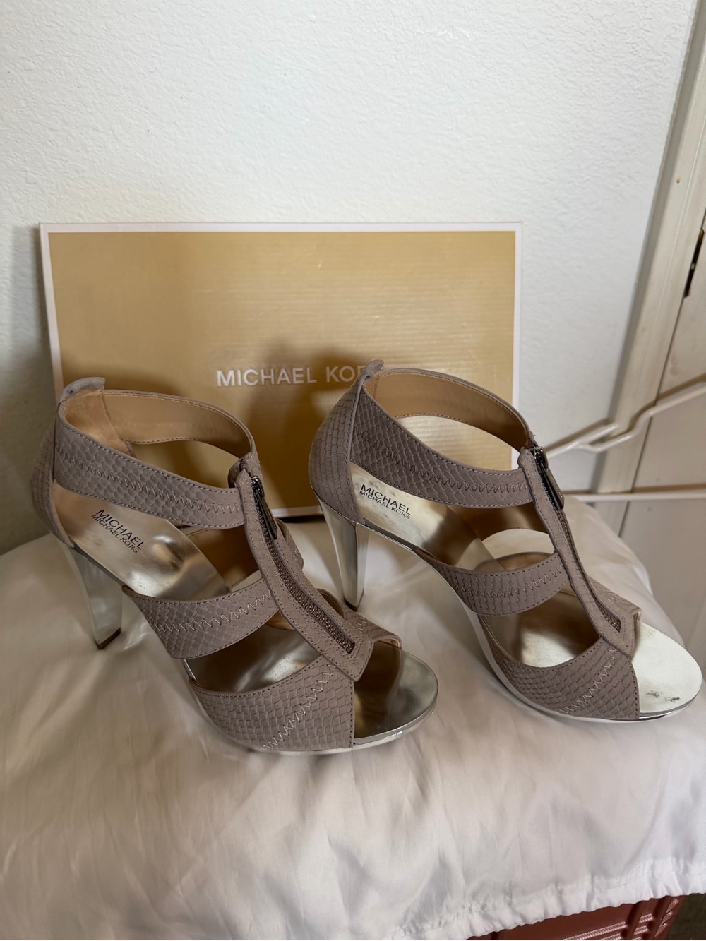EUC Michael Kors Taupe Zip up Heels with Silver Metallic Accents